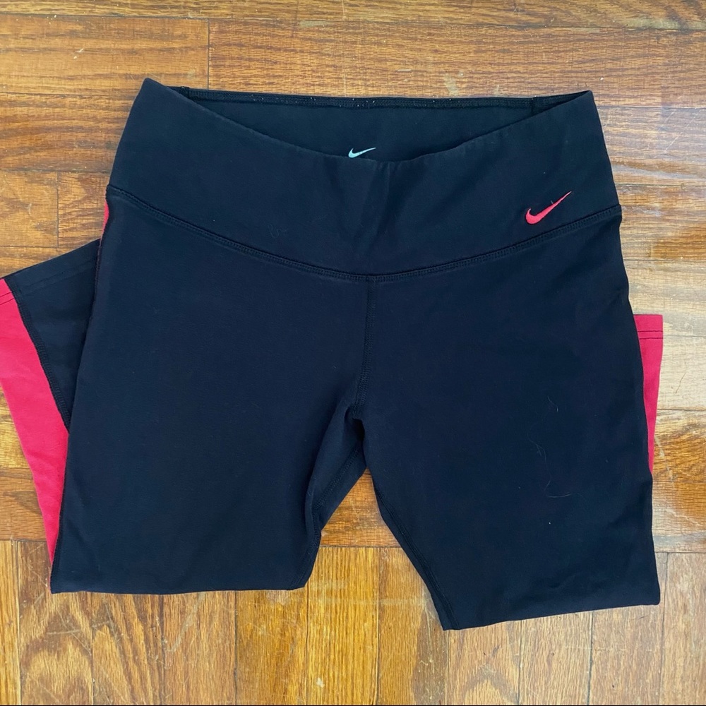 Nike Cropped Leggings